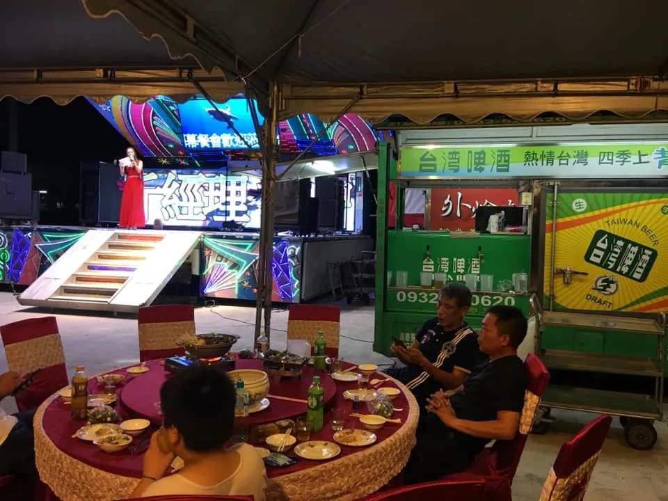 仲緯跨境電子商務 開幕餐會｜開幕啤酒車