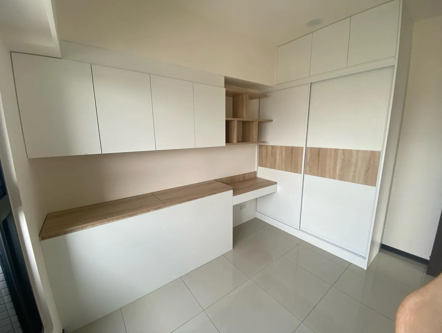 書房系統櫃｜書櫃｜展示櫃｜住家空間規劃