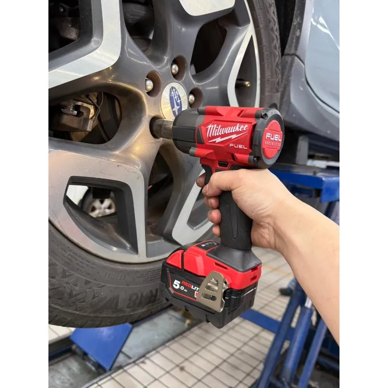 美沃奇 M18 FMTIW2F12-502X 使用心得：一把適合汽車維修技師的電動衝擊扳手｜電動工具專賣店｜高雄電動工具專賣店