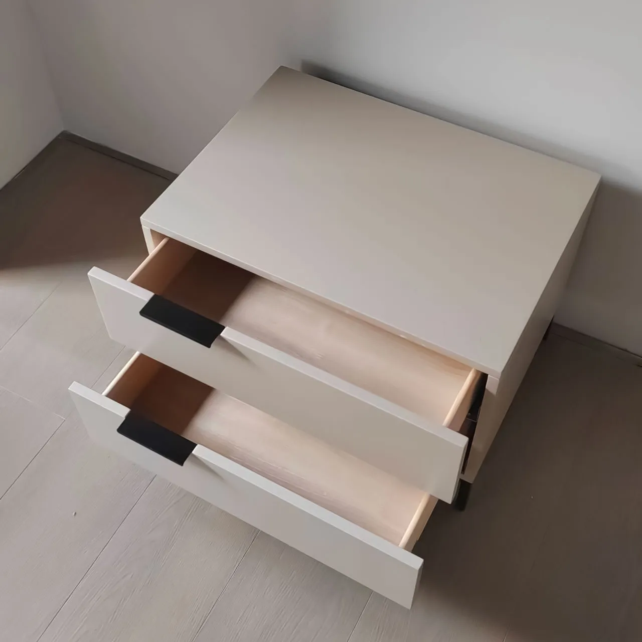 北歐現代床頭櫃