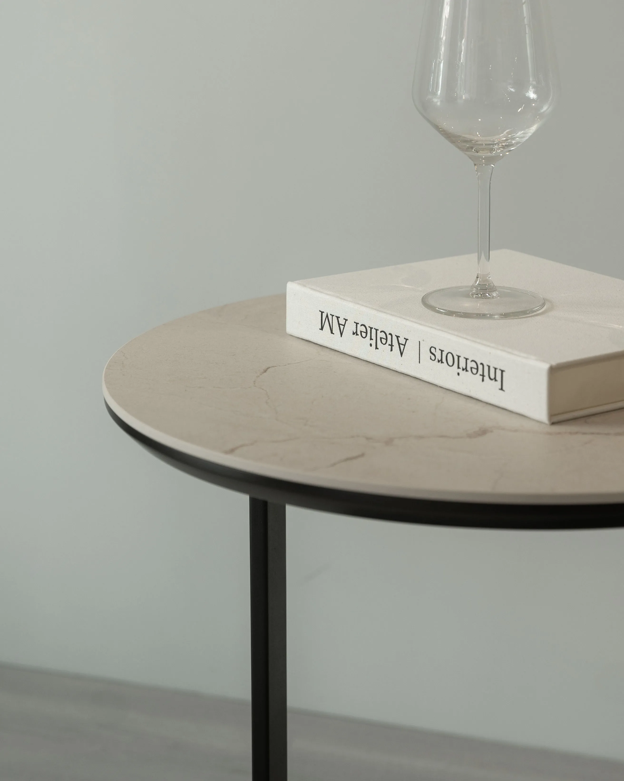 裂紋Y字-圓形茶几