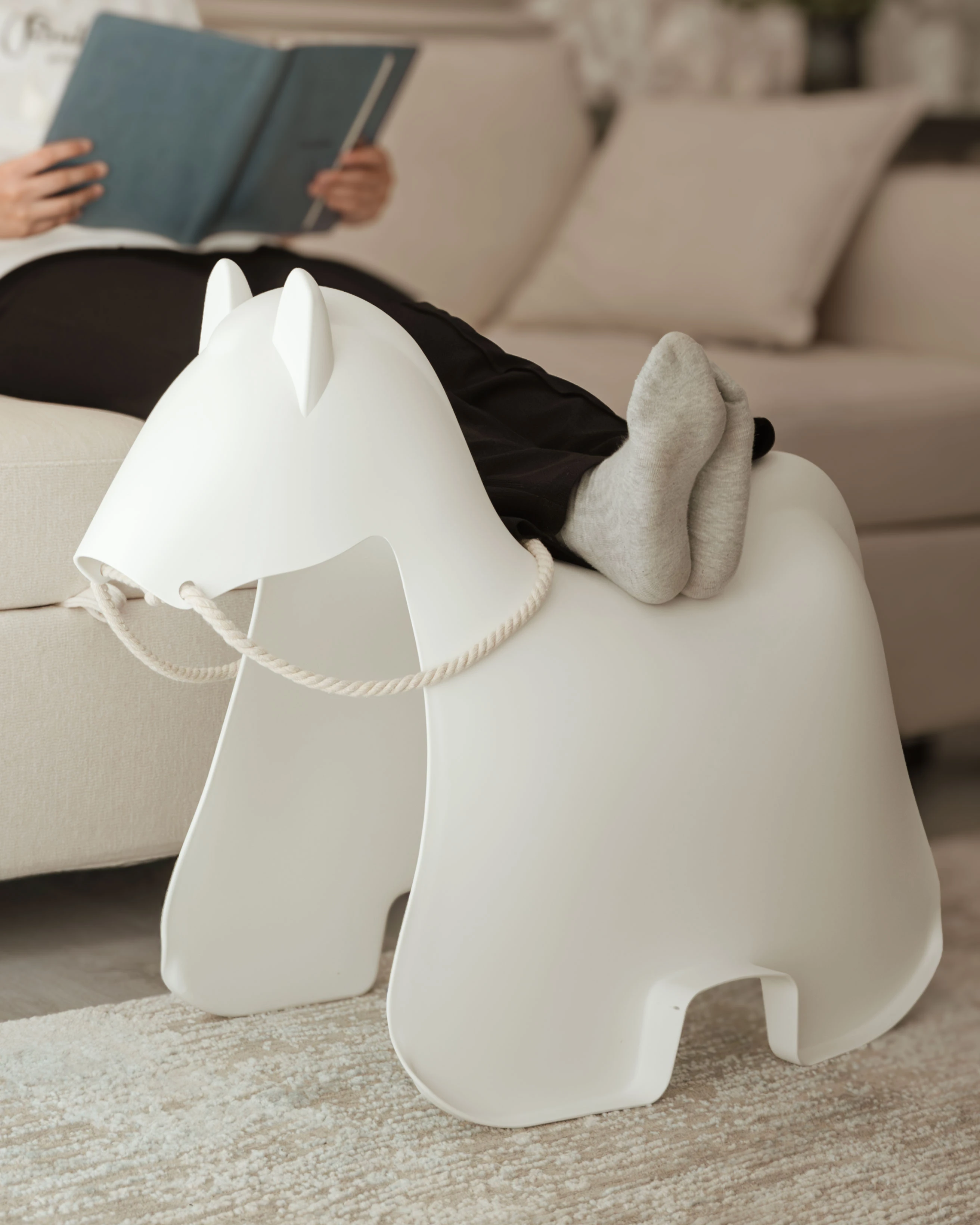 Pony 造型單椅