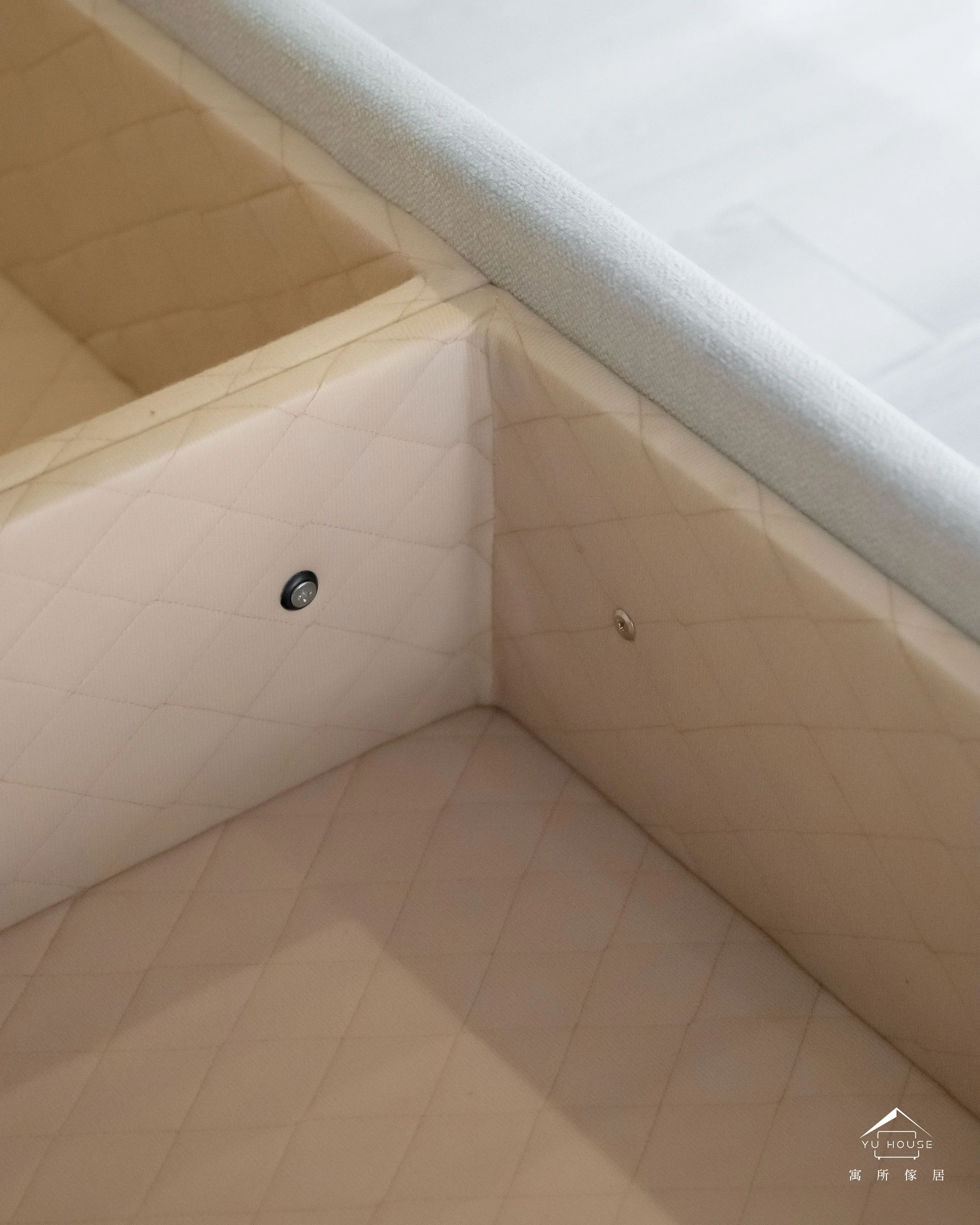 寶寶掀床 — 6x7