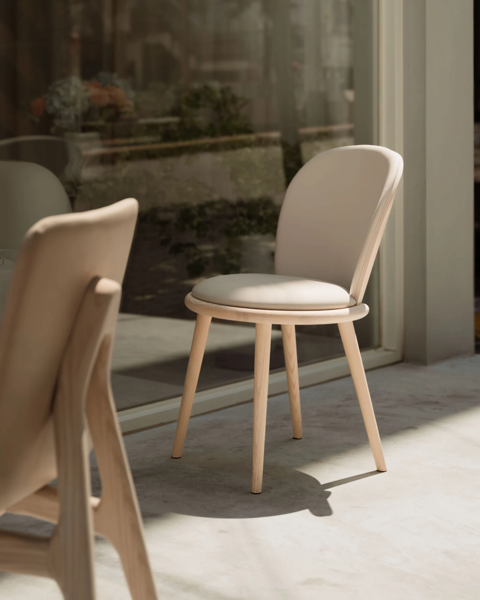 Mora 小圓餐椅