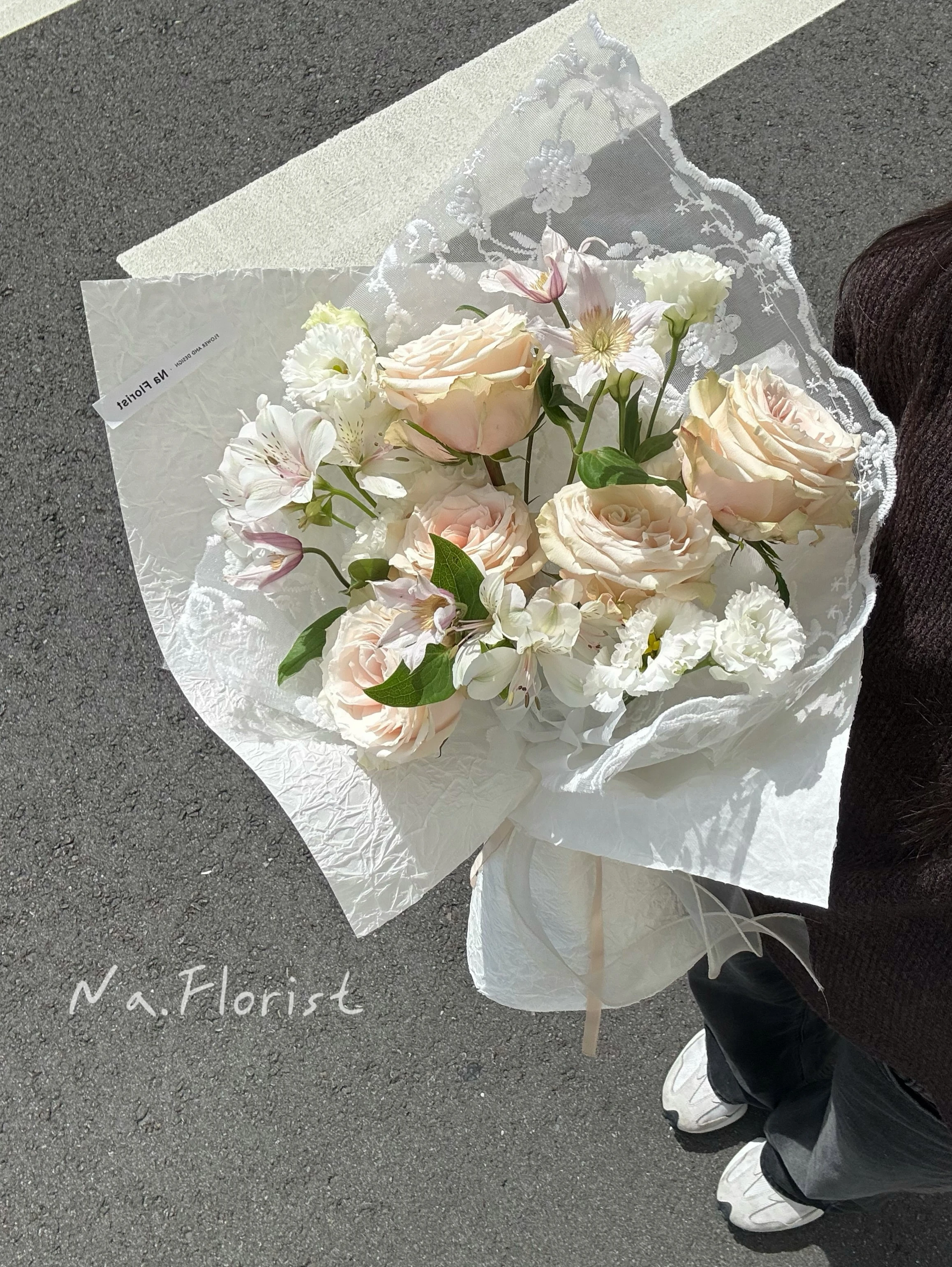 浪漫從來不是花 是有人願意為你準備一束花-台中有錢花買賣/台中鮮花花束