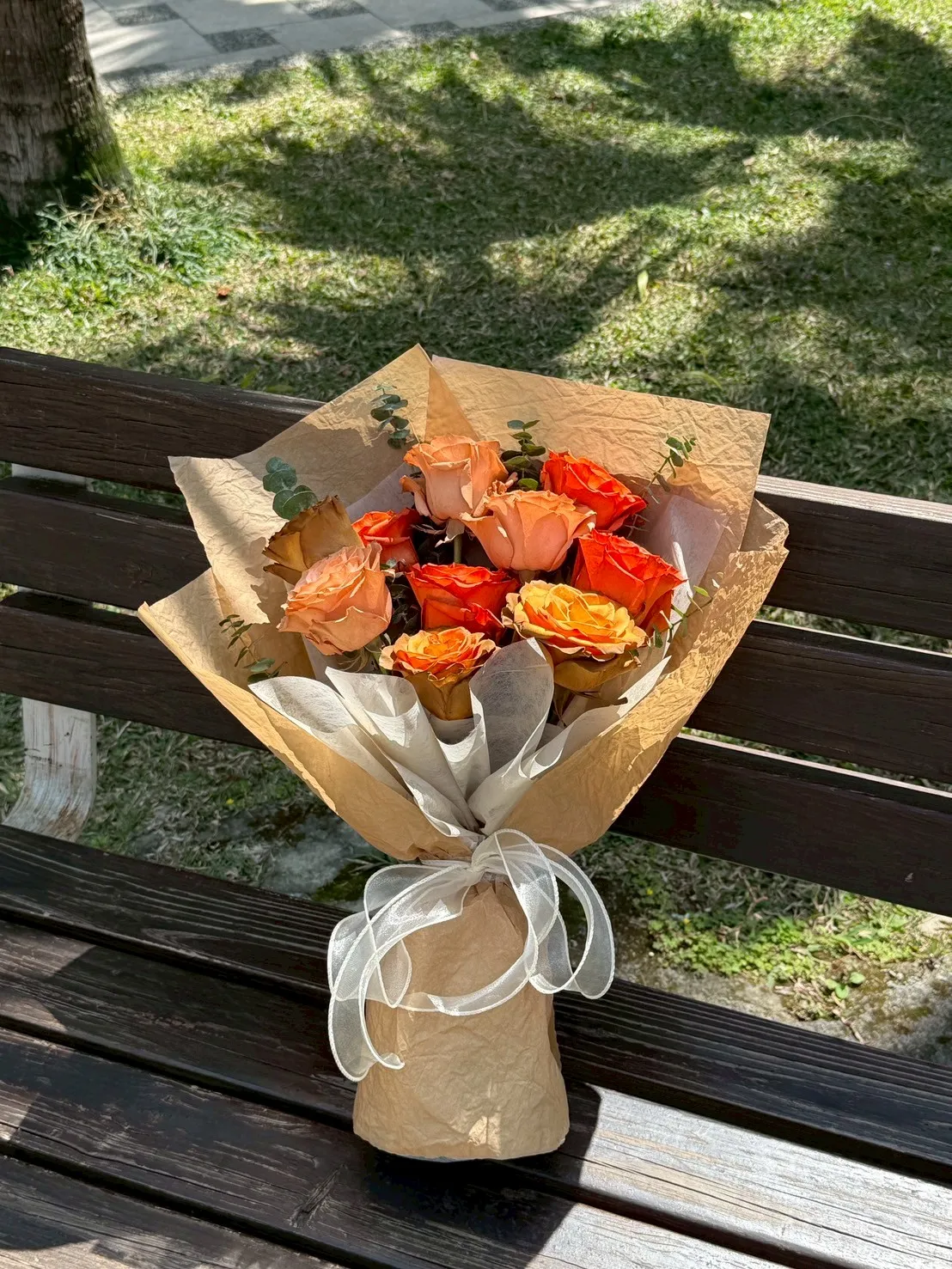 橘色玫瑰花束