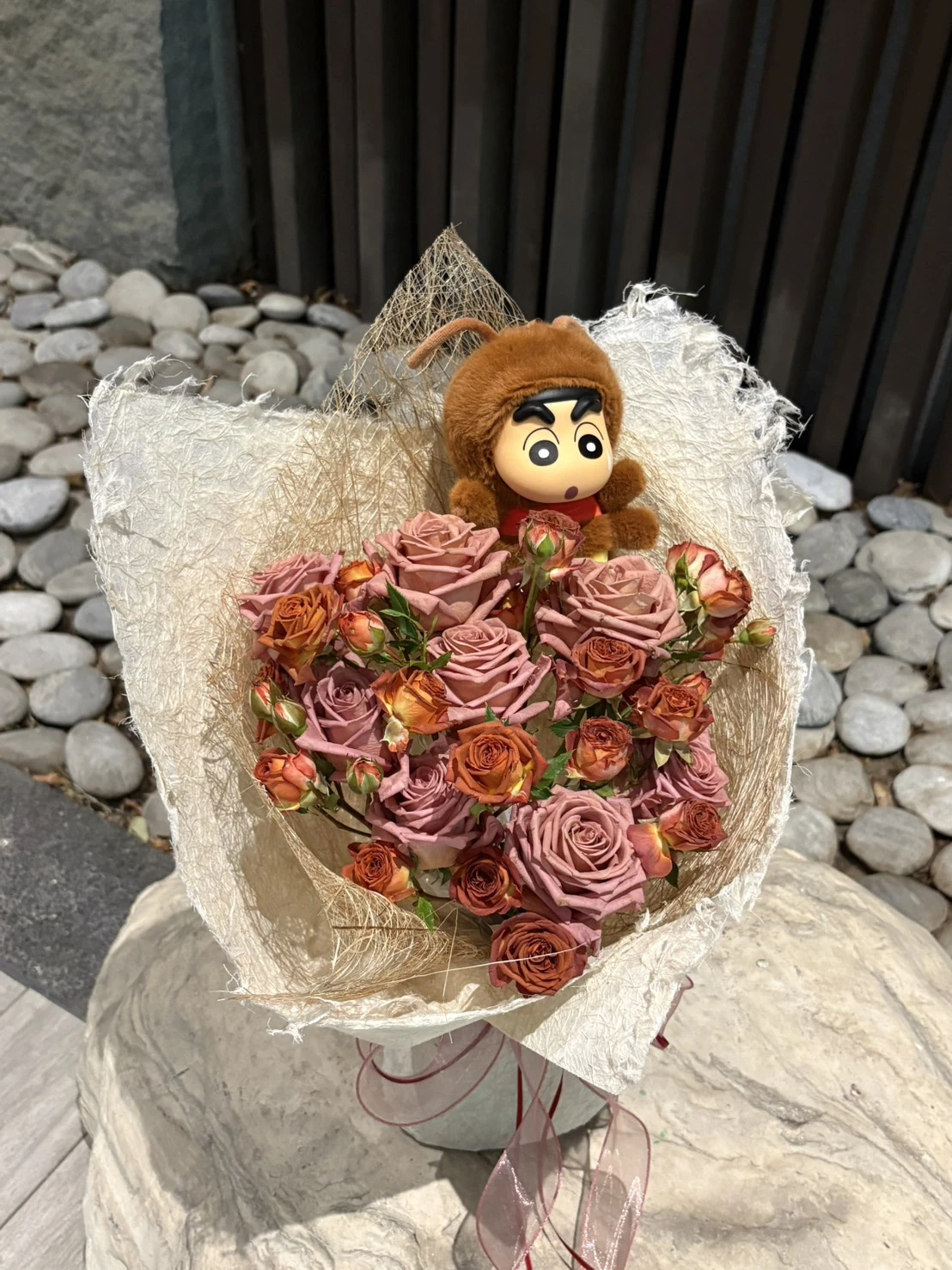 蠟筆小新進口玫瑰鮮花花束