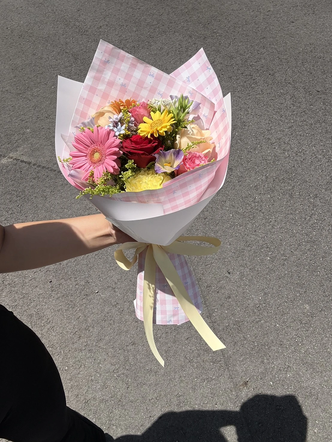 格子鮮花花束
