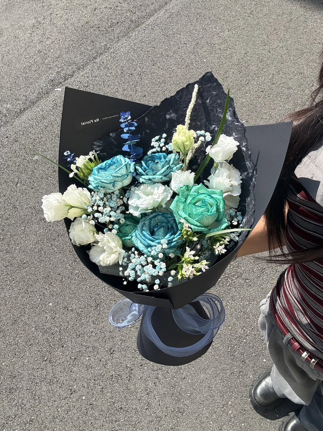 藍玫瑰桔梗黑系花束