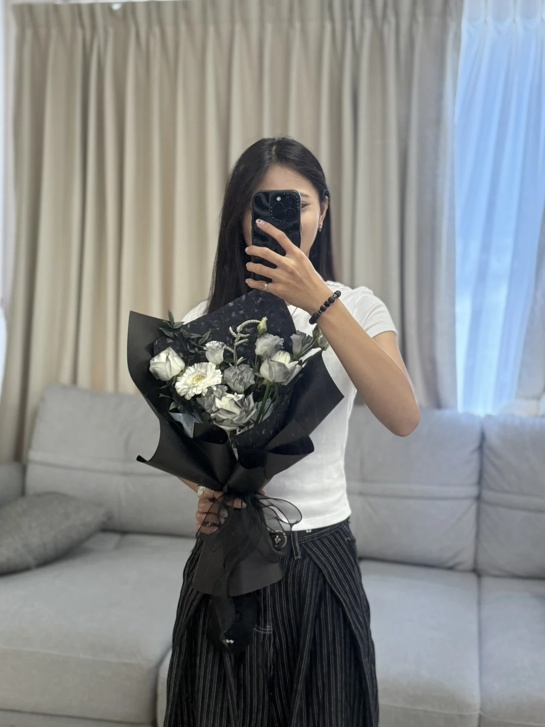  黑系質感玫瑰鮮花花束
