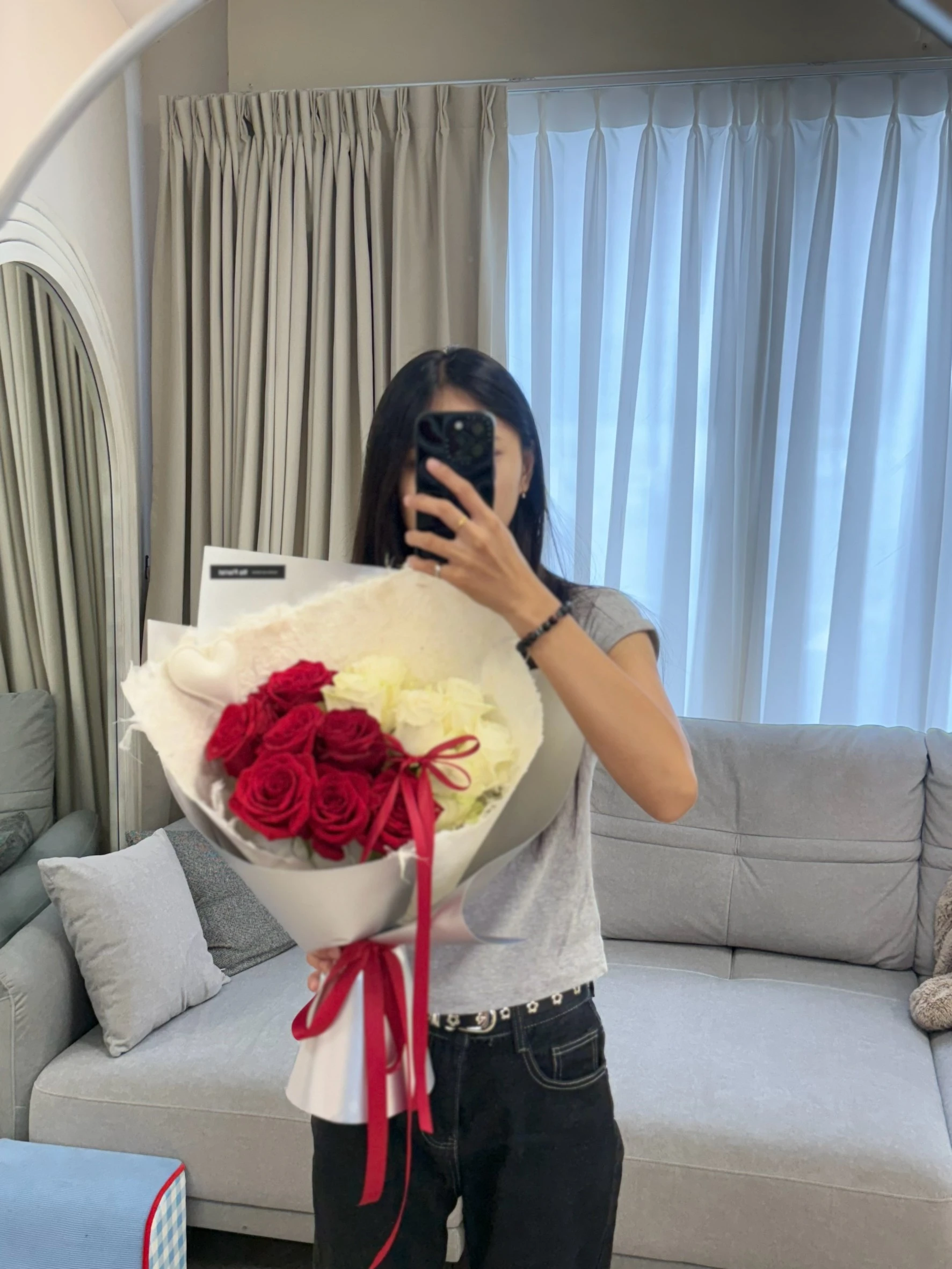 雙色玫瑰愛心鮮花花束