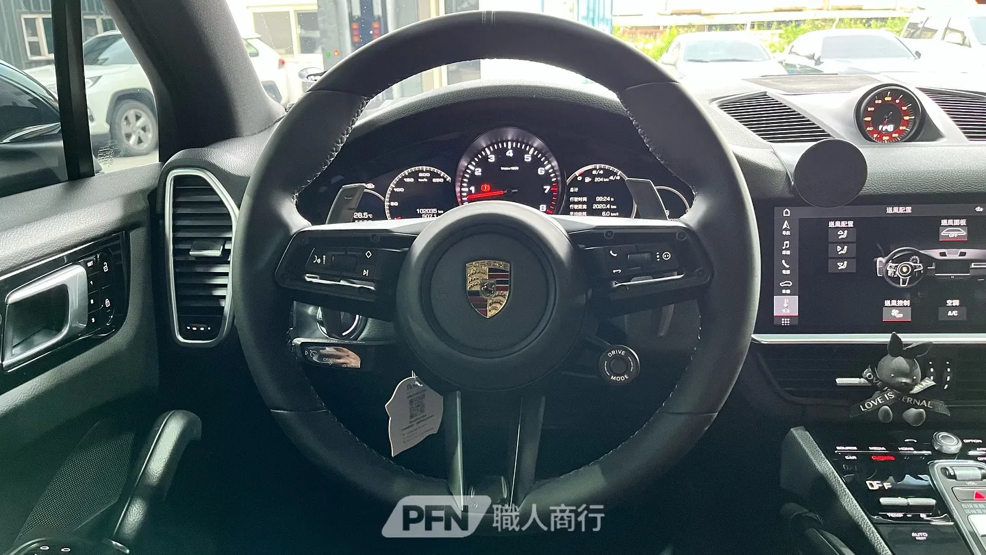 〔Porsche Cayenne〕改裝GT Sport多功能方向盤