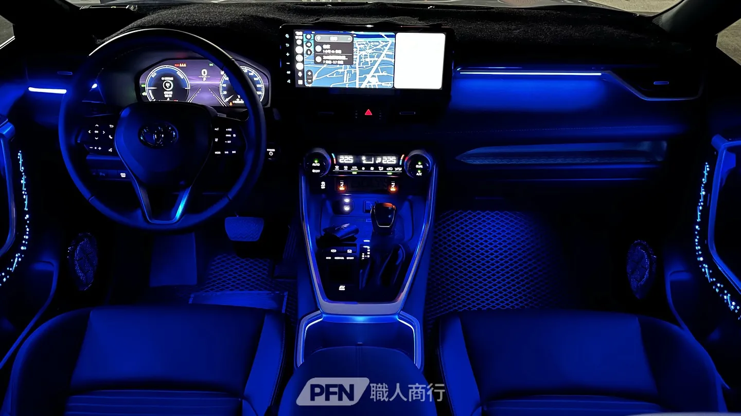 〔Toyota RAV4〕星空款專用氣氛燈