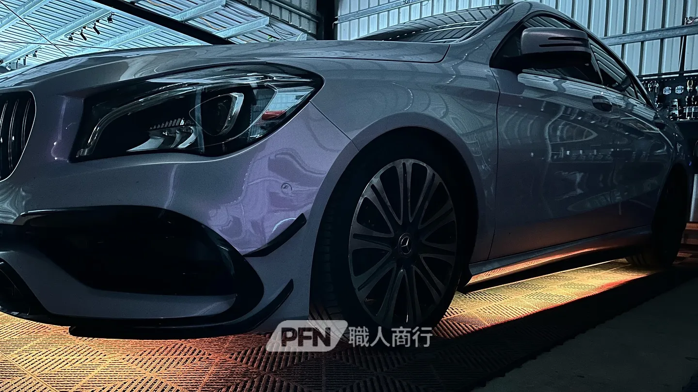 〔Benz CLA200〕加裝底盤燈