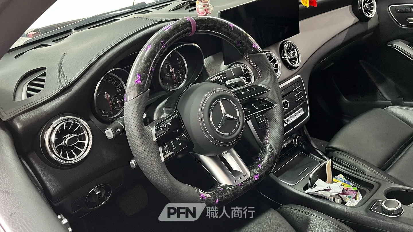 〔Benz CLA200〕鍛造蜻蜓方向盤