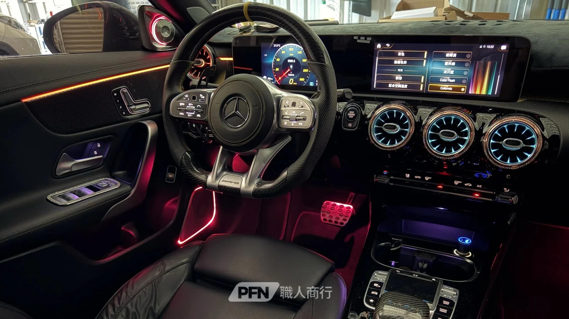 〔Benz CLA200 C118〕氣氛燈改裝