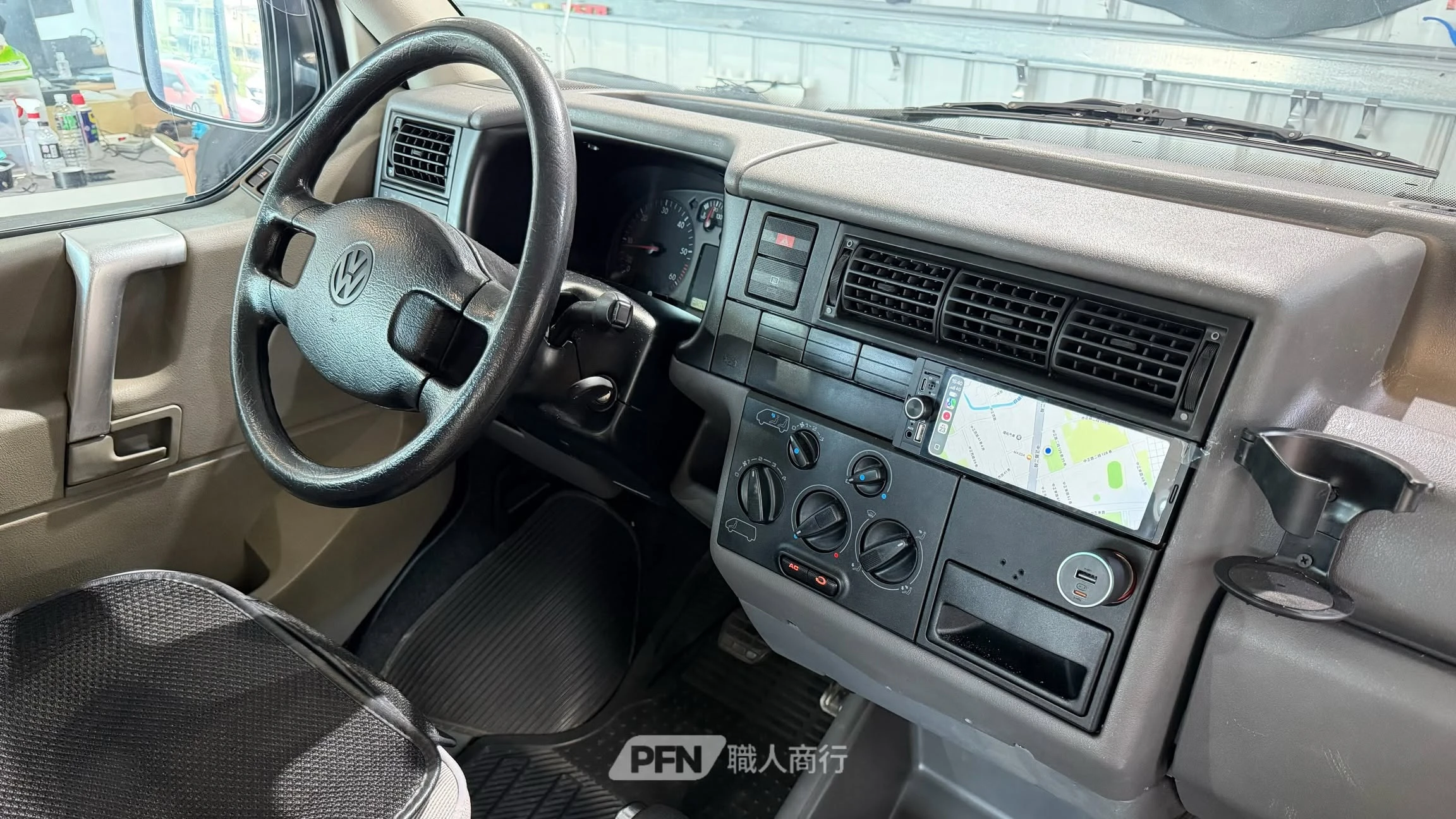 〔Volkswagen T4〕升級CarPlay小主機