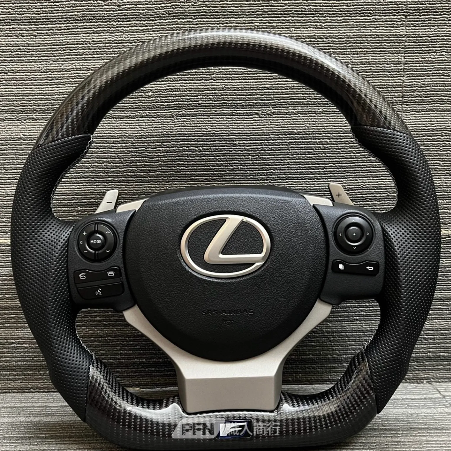 Lexus CT200h方向盤