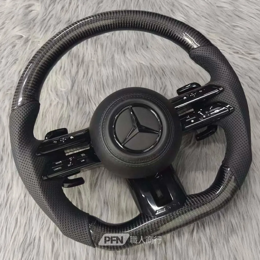 Mercedes-Benz 蜻蜓方向盤