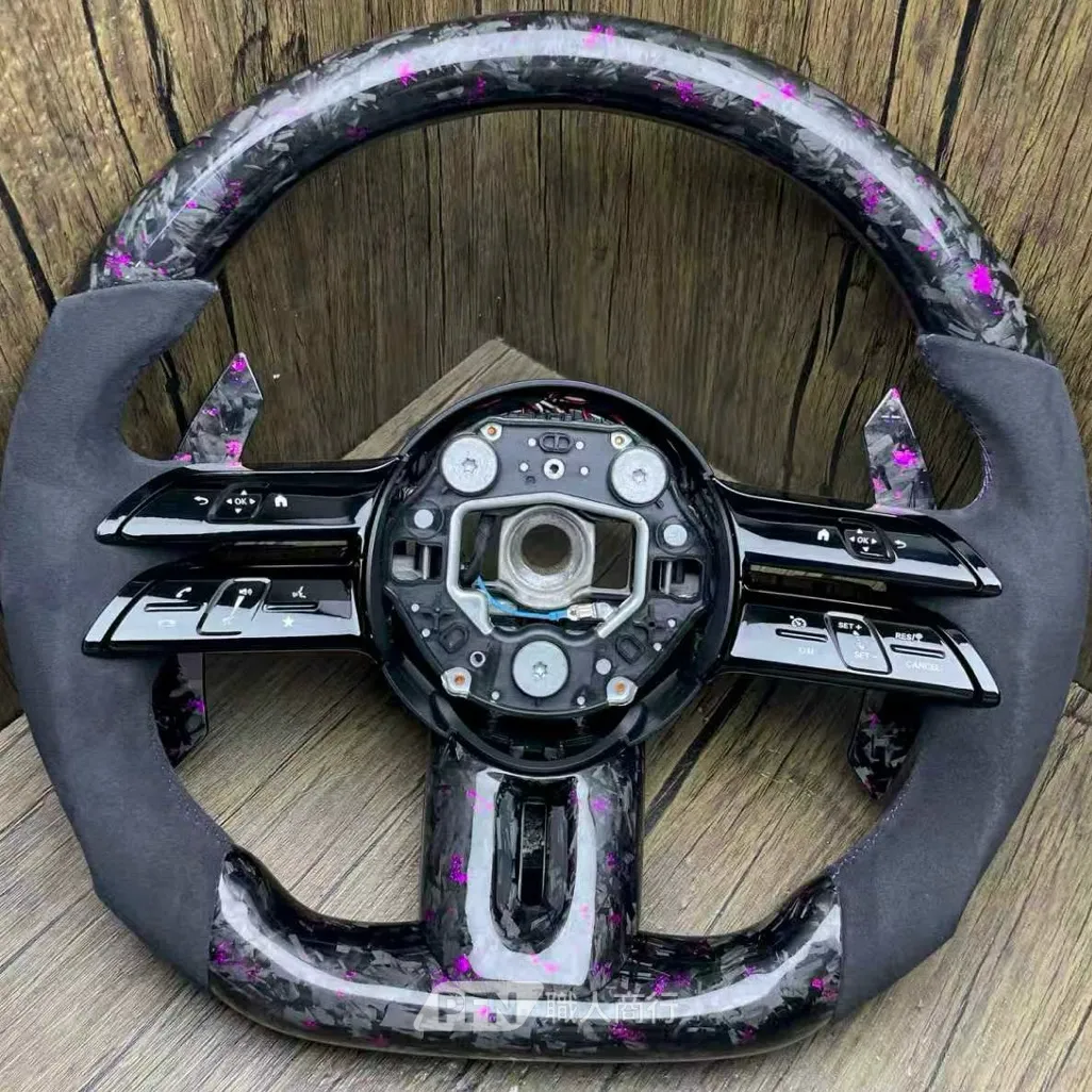 Mercedes-Benz 蜻蜓方向盤