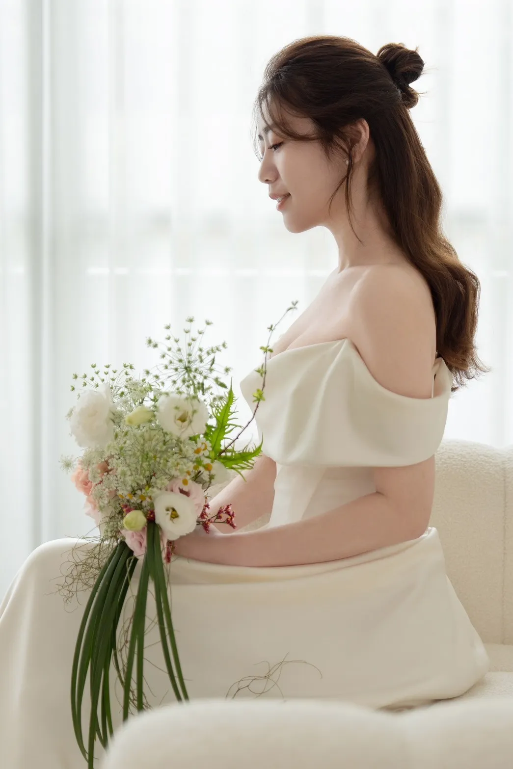 如何挑選適合自己身形的婚紗款式？/婚紗租借,彰化婚紗租借,員林婚紗租借