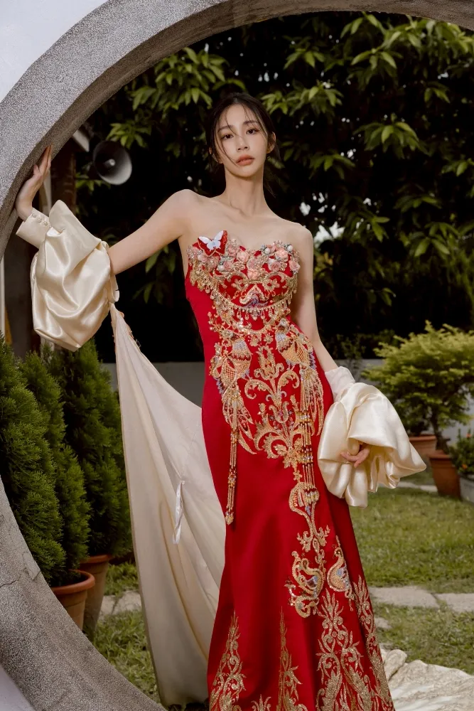 婚宴進場、敬酒、送客要穿什麼？婚禮禮服搭配一次看【彰化婚紗店】【彰化婚紗拍攝】