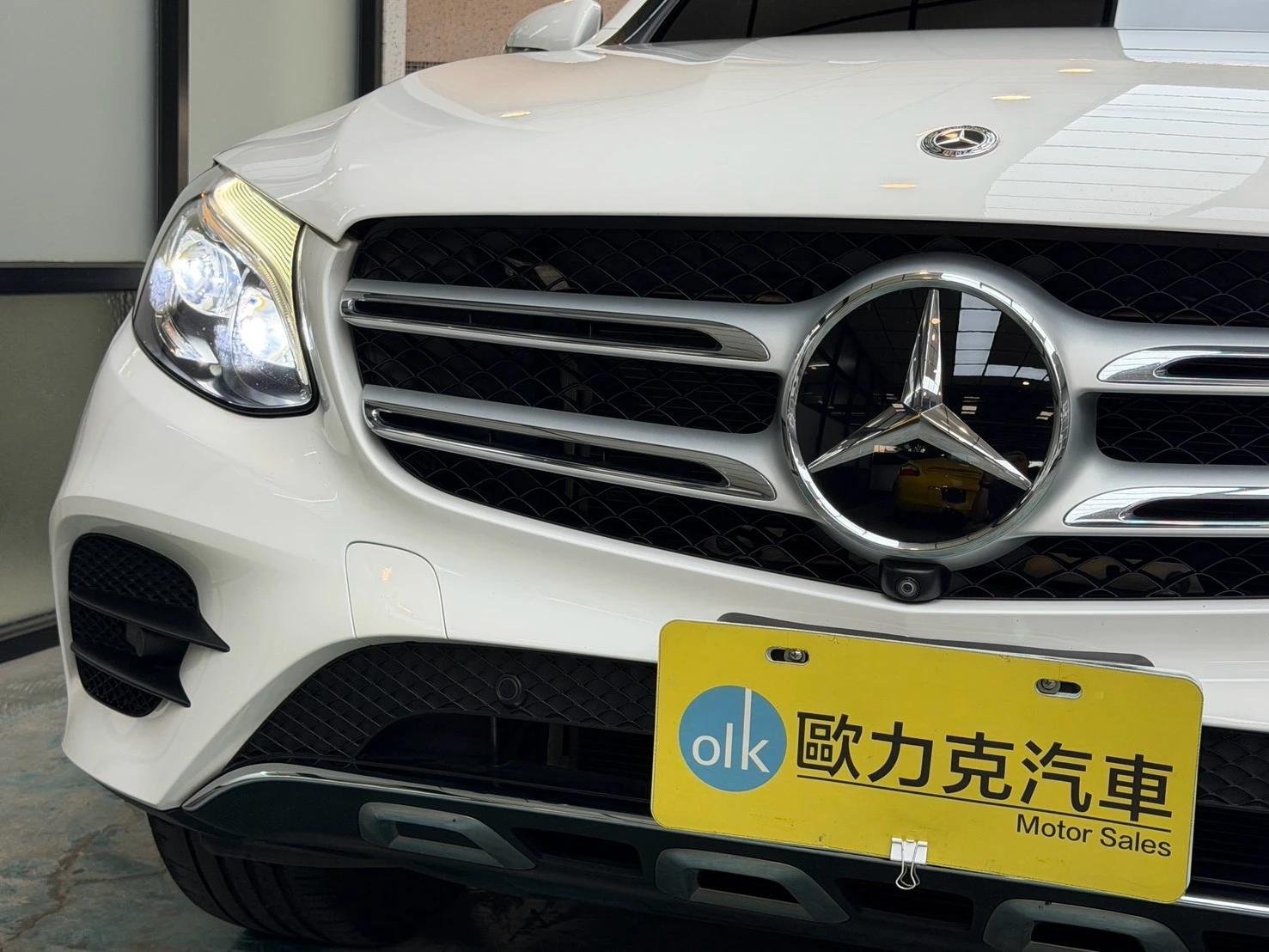 2018年式 M-Benz GLC300 AMG 4Matic 極地白