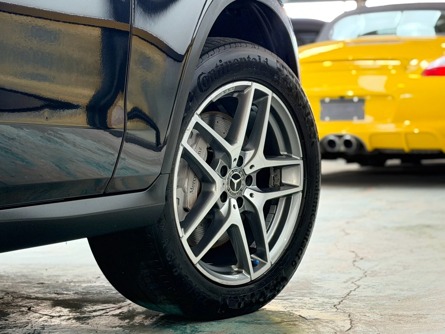 2018年 M-Benz GLC300 AMG 4Matic 黑