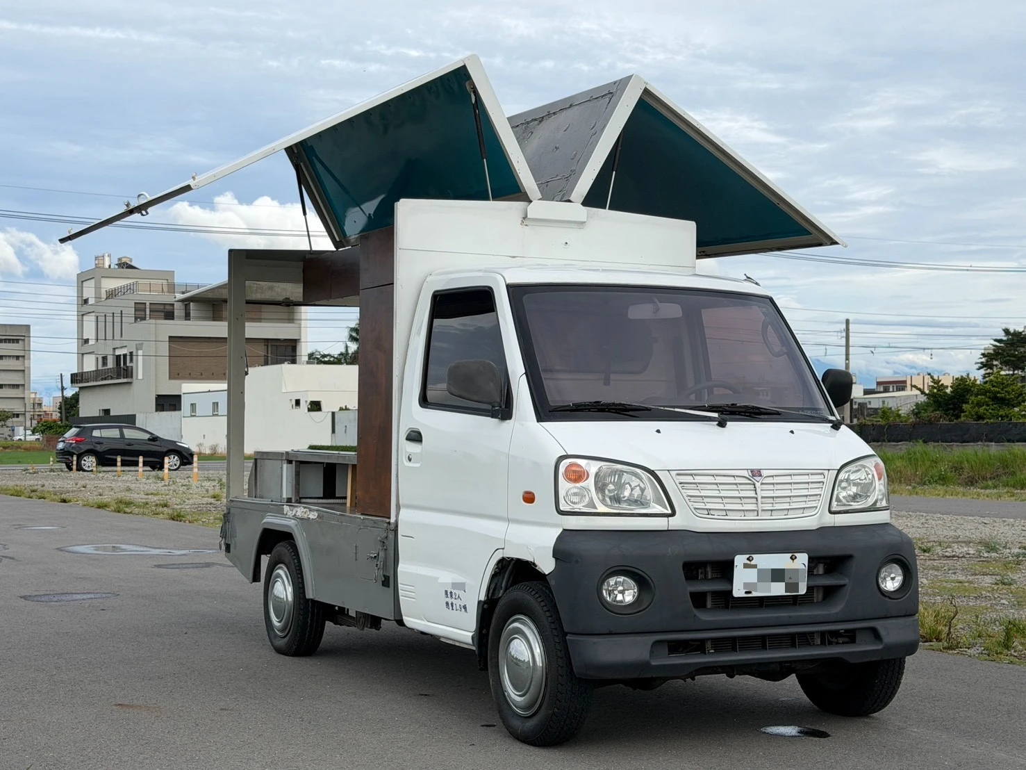 鷗翼餐車 木工裝潢