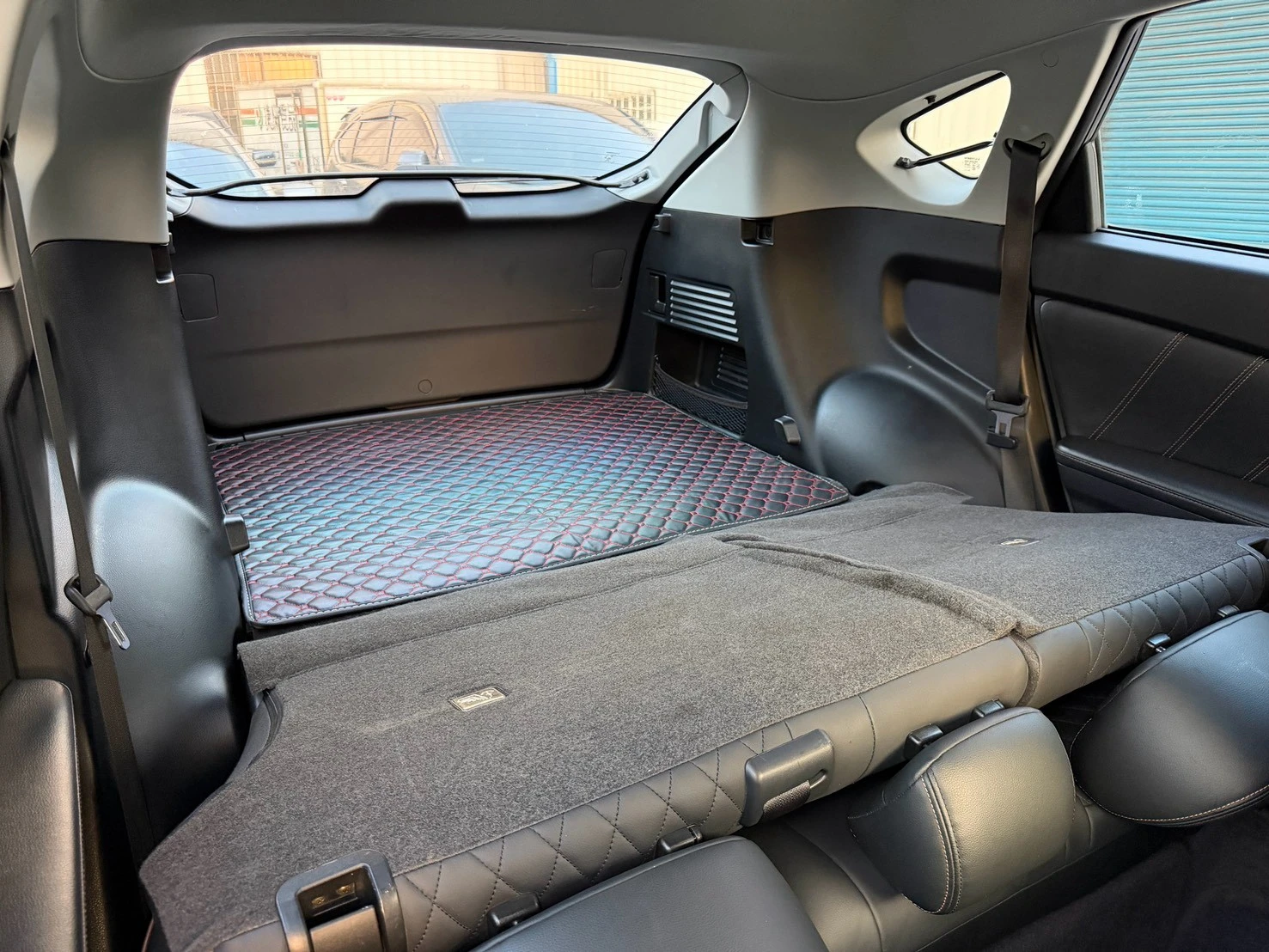 Luxgen U6 Turbo ECO Hyper 2017年 1.8 時尚型 黑色