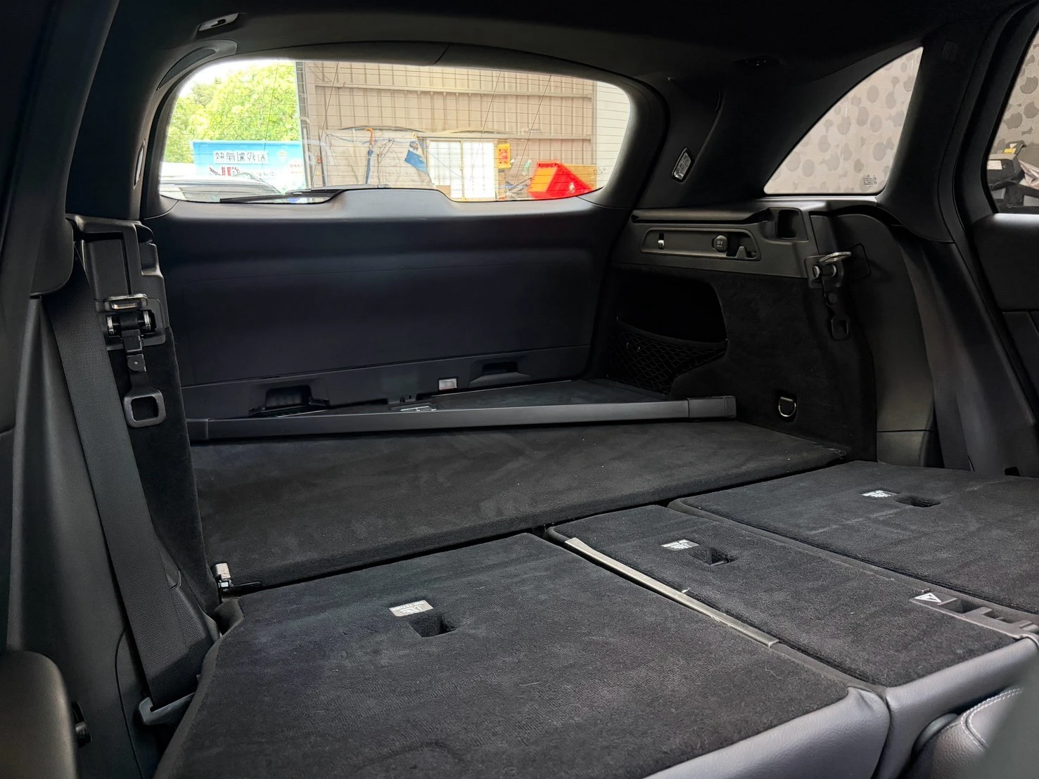 2018年 M-Benz GLC300 AMG 4Matic 黑