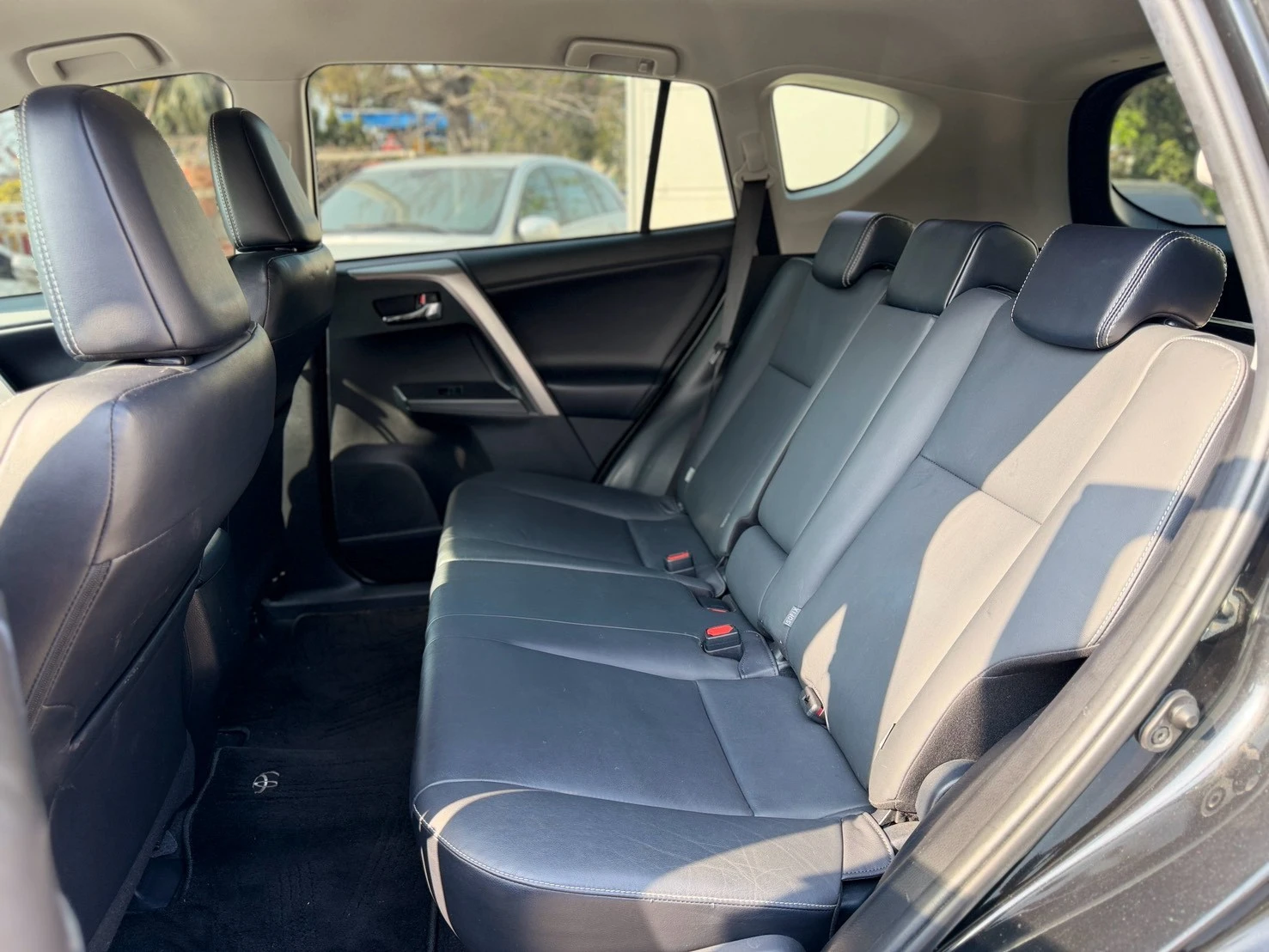 2018 4.5代 RAV4 2.0