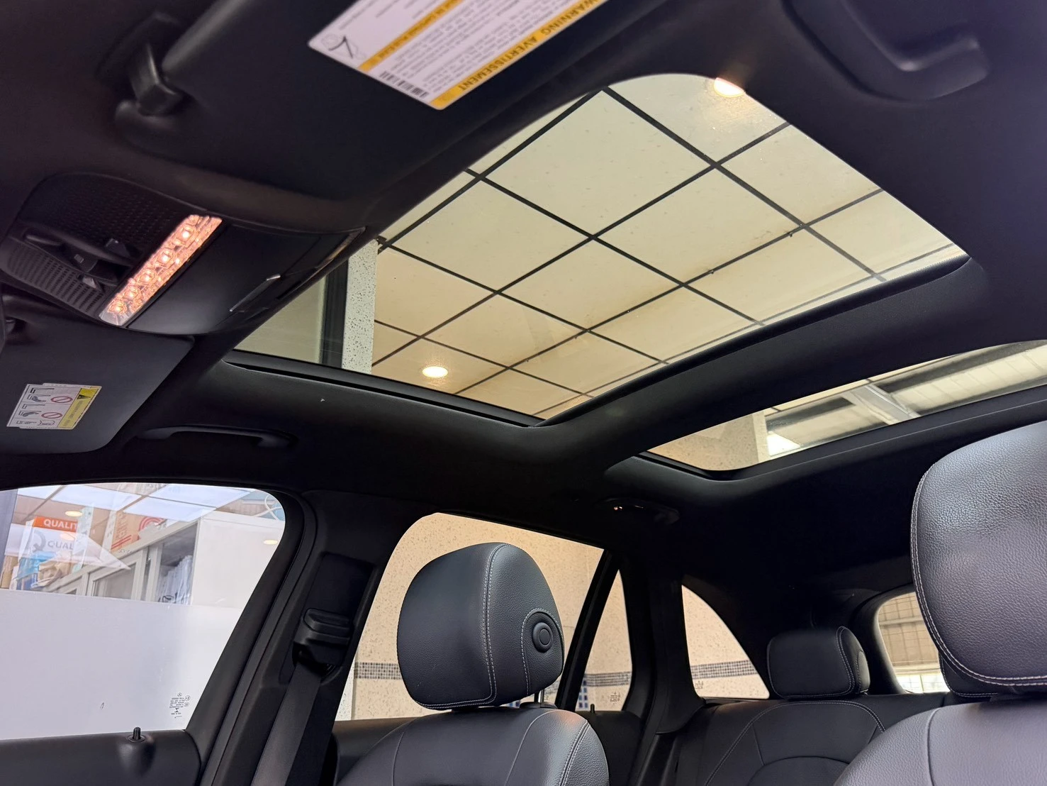 2018年 M-Benz GLC300 AMG 4Matic 黑