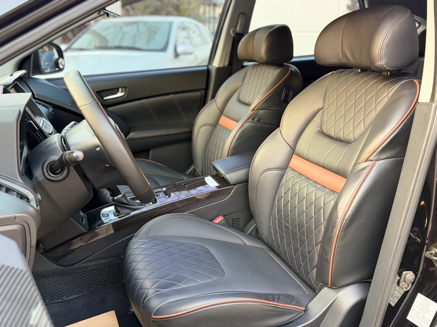 Luxgen U6 Turbo ECO Hyper 2017年 1.8 時尚型 黑色
