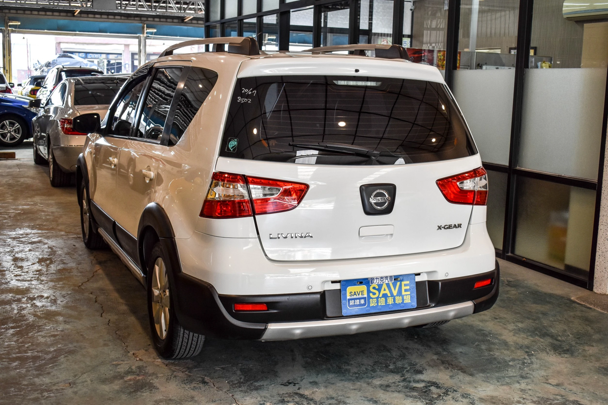 2020 日產 LIVINA 全車原鈑件