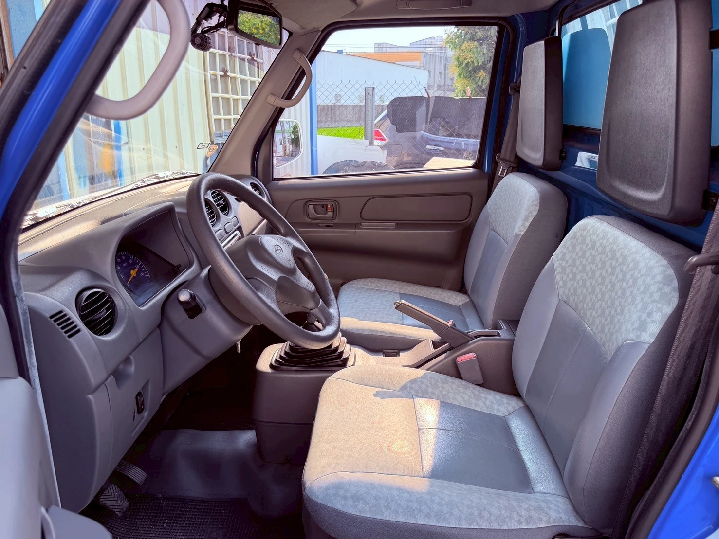 合法胖卡 半鷗翼餐車