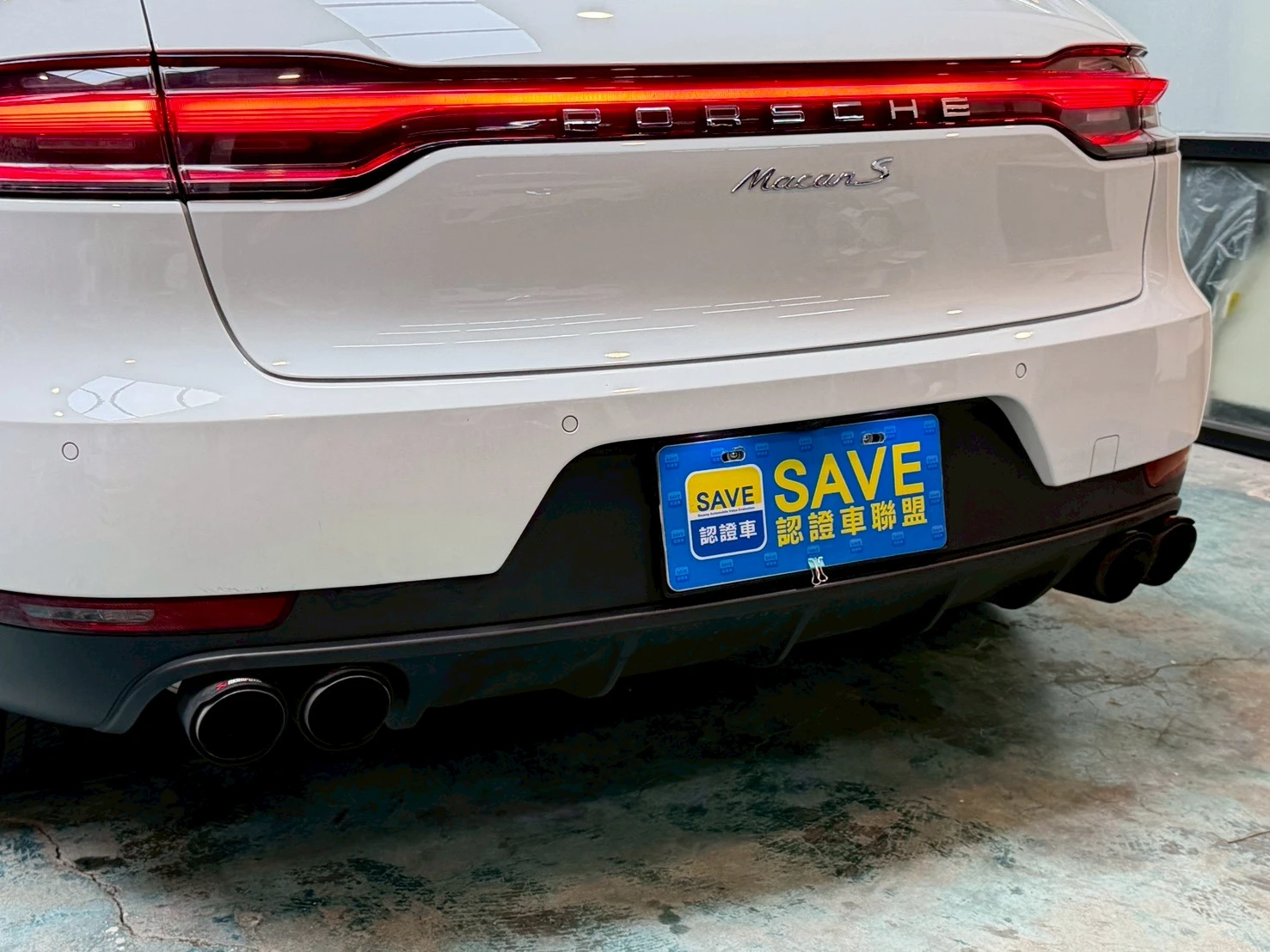 小改款 2020 Porsche Macan 2.0