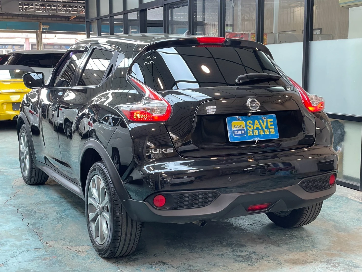Nissan Juke 2015年 1.6自然進氣豪華版 黑色