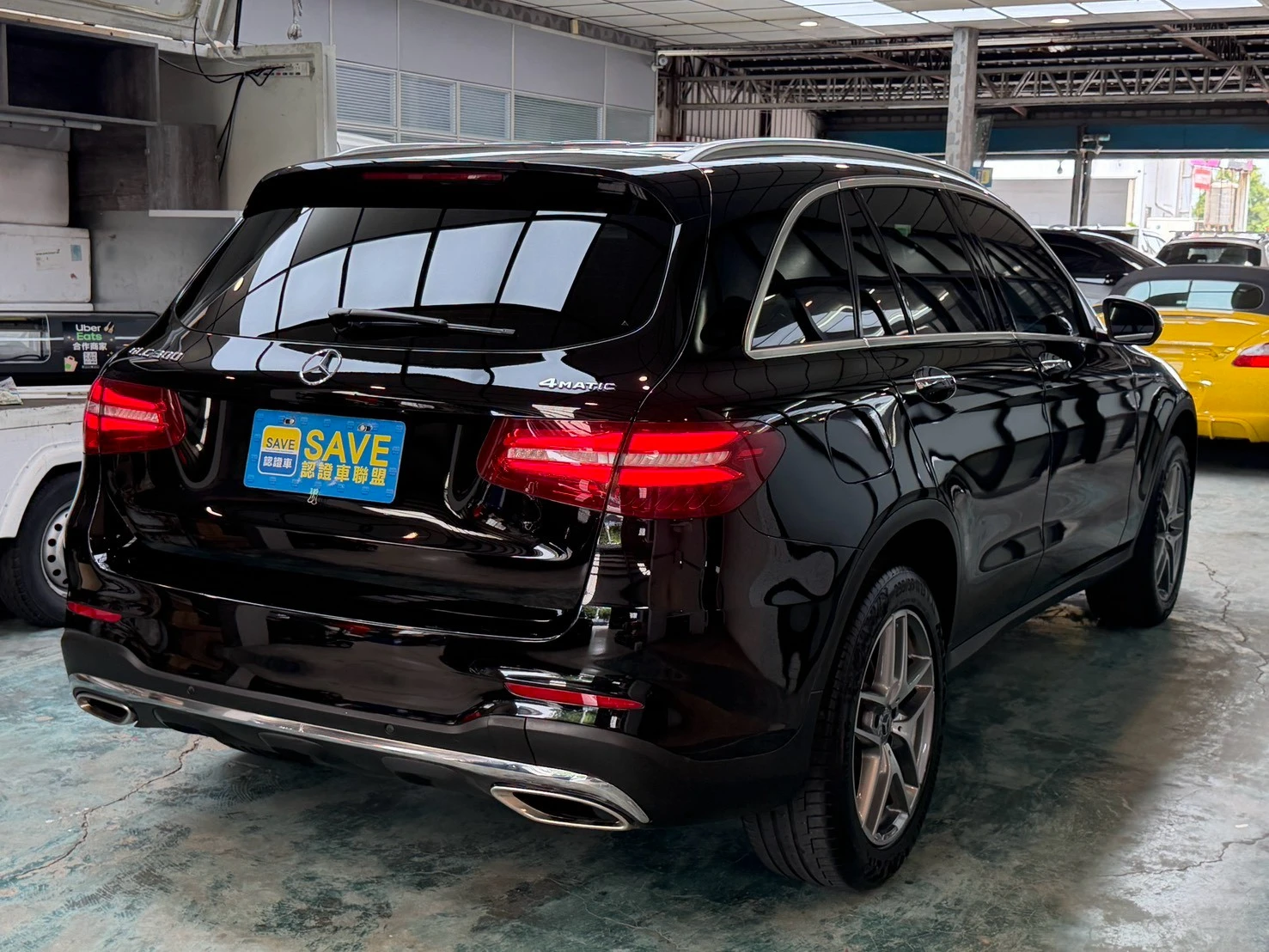 2018年 M-Benz GLC300 AMG 4Matic 黑