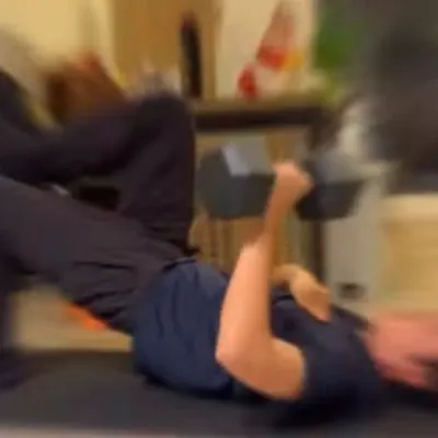 大年初一，給個飲食建議，過年大吃特吃沒問題的，因爲身材這件事不是過年造成的