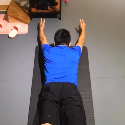 包月教練課，3500元一個月不限堂數預約教練上課