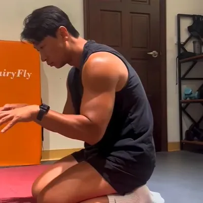 久坐對身體的傷害其實是很大的，一般建議每30分就起來動一動，也建議平常能多做一點伸展來緩解身體不適，