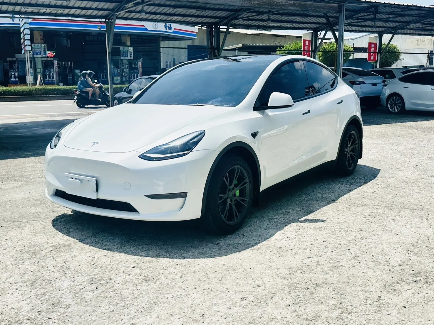 2022 MODEL Y LONG RANGE