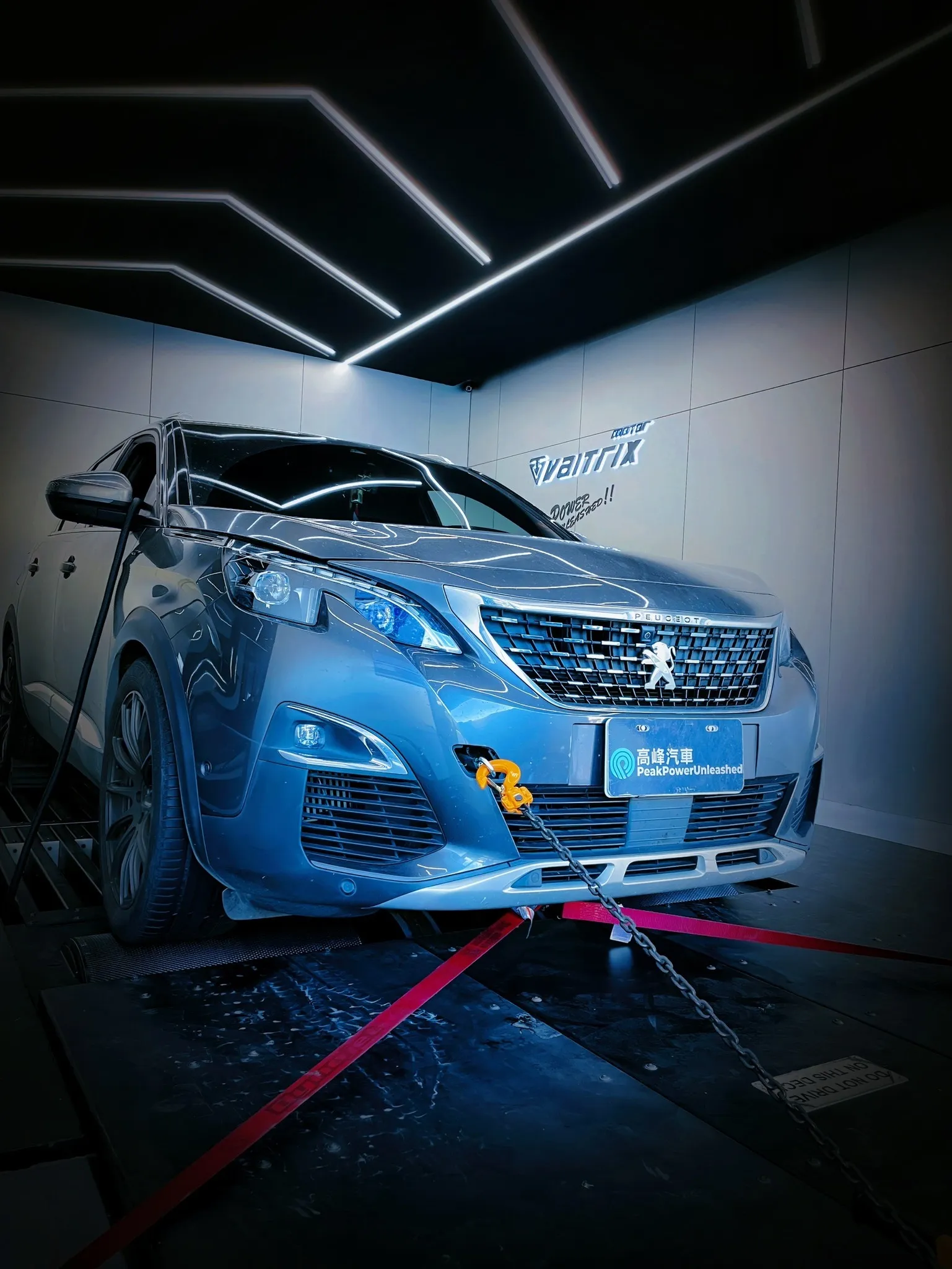 Peugeot 2.0 BLUEHDI 5008 GT