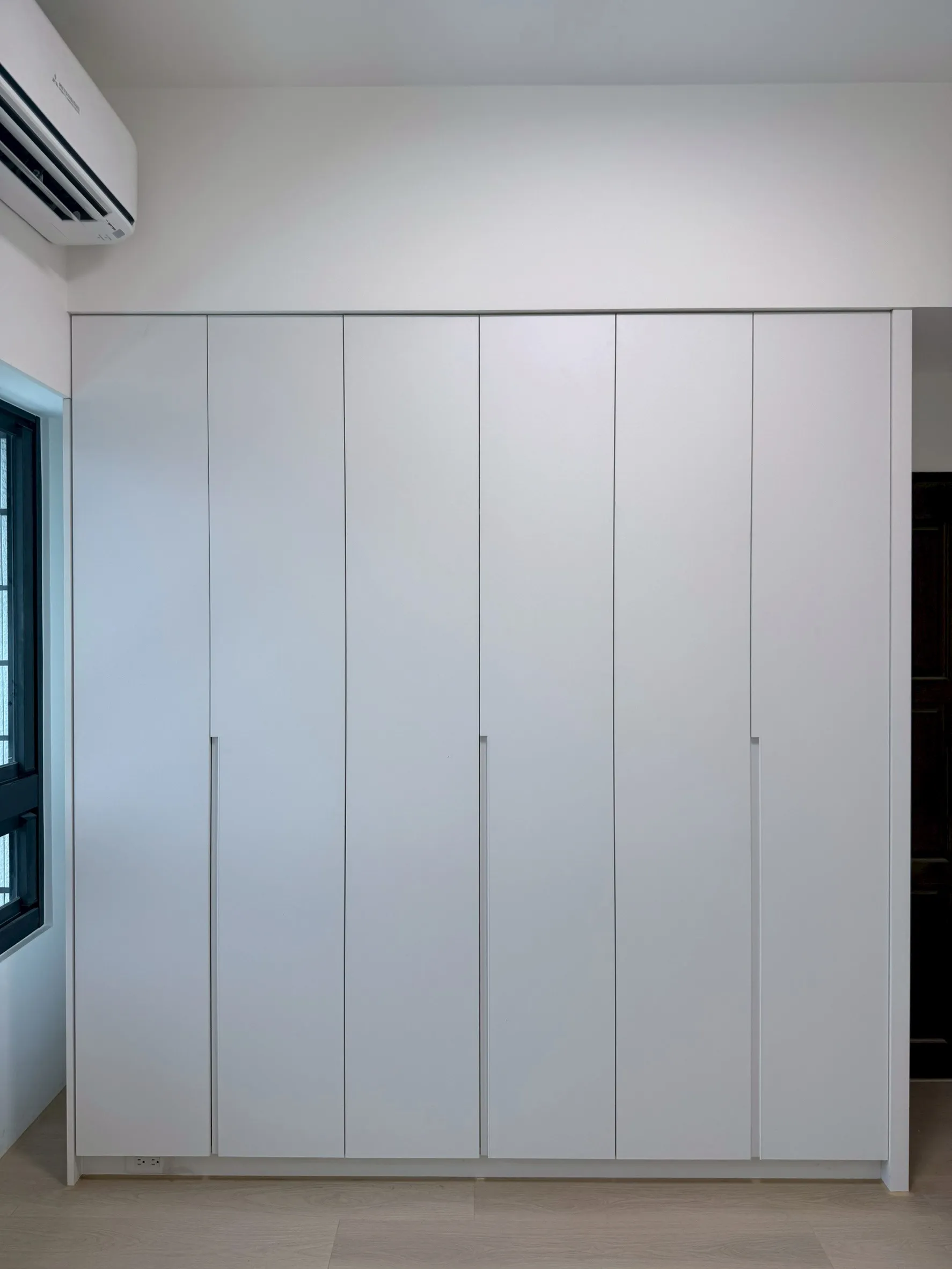 全室設計｜全室系統規劃｜台中系統櫃設計｜台中東區系統櫃設計｜太平區系統櫃設計｜系統櫃設計｜臥室系統櫃｜餐邊櫃｜玄關系統櫃