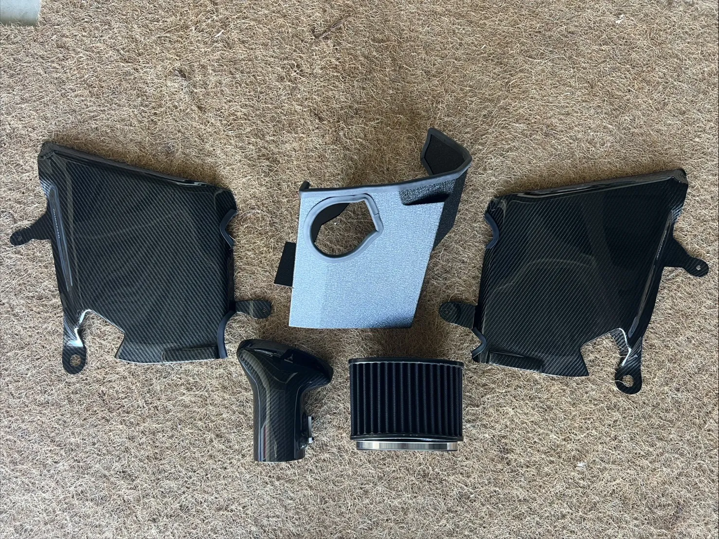 ARMA 碳纖維進氣 專用:BMW G30 530i 