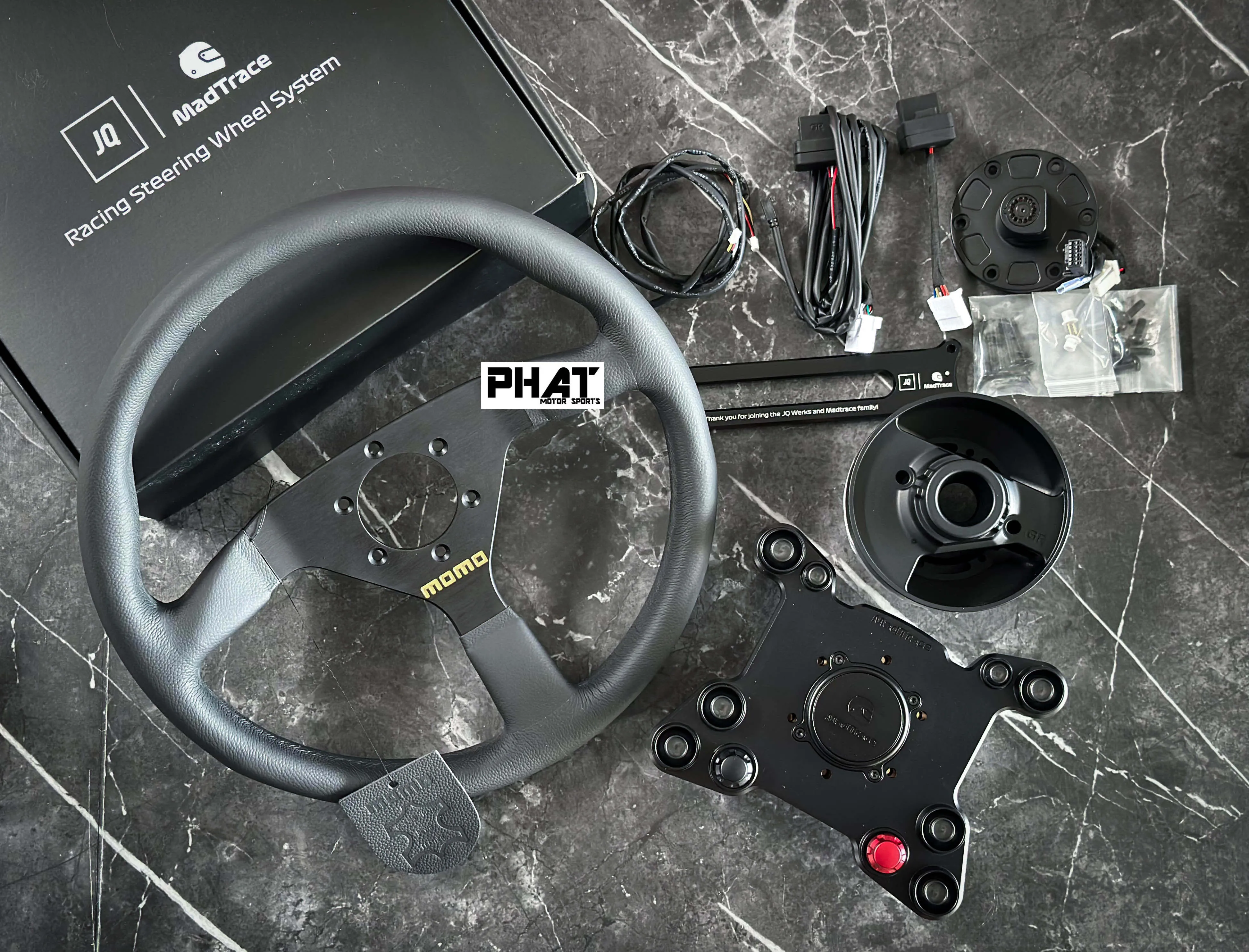 JQWerks x Madtrace賽用競技方向盤機構 + MOMO MOD78 350mm 仿皮圓把 Toyota GR Yaris 1.6