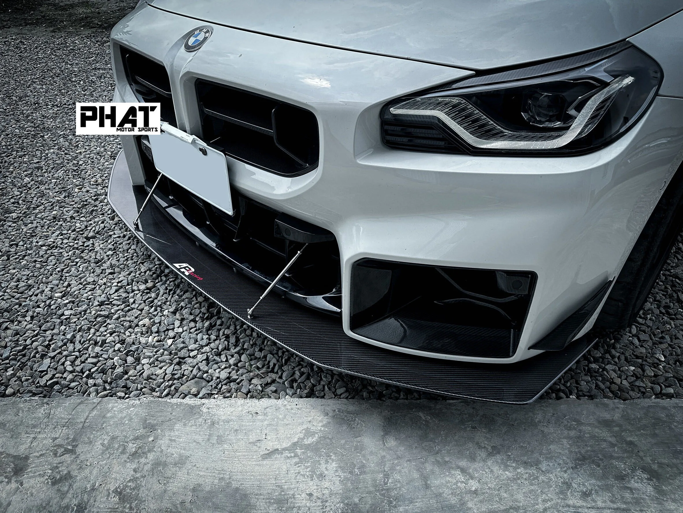 APR Performance Carbon Fiber Front Wind Splitter 碳纖維鋼索式前下巴