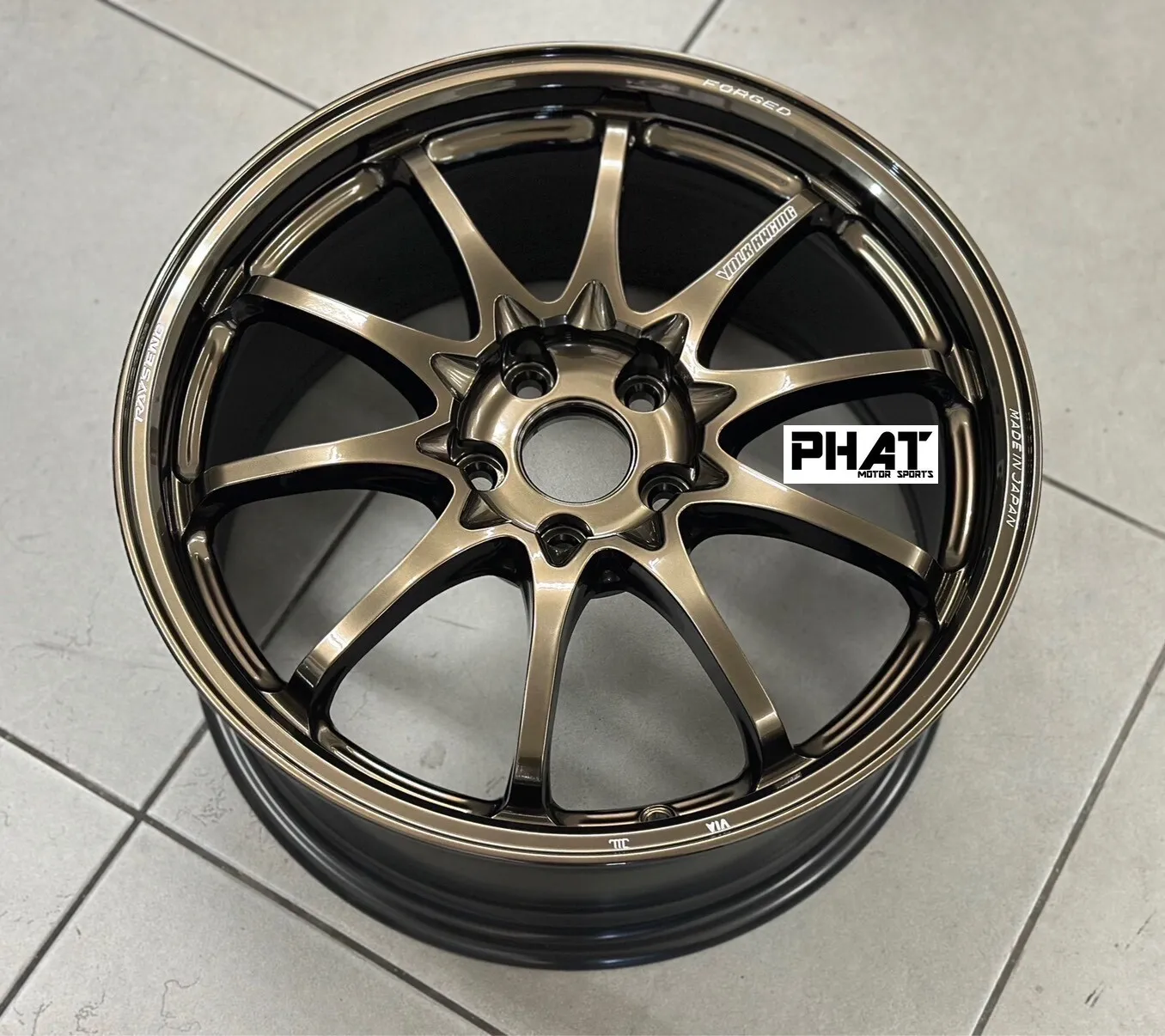 RAYS CE28 N-plus 正品 鍛造鋁圈 18x8.5 et45 5/112 VW GOLF.GTI.R 專用