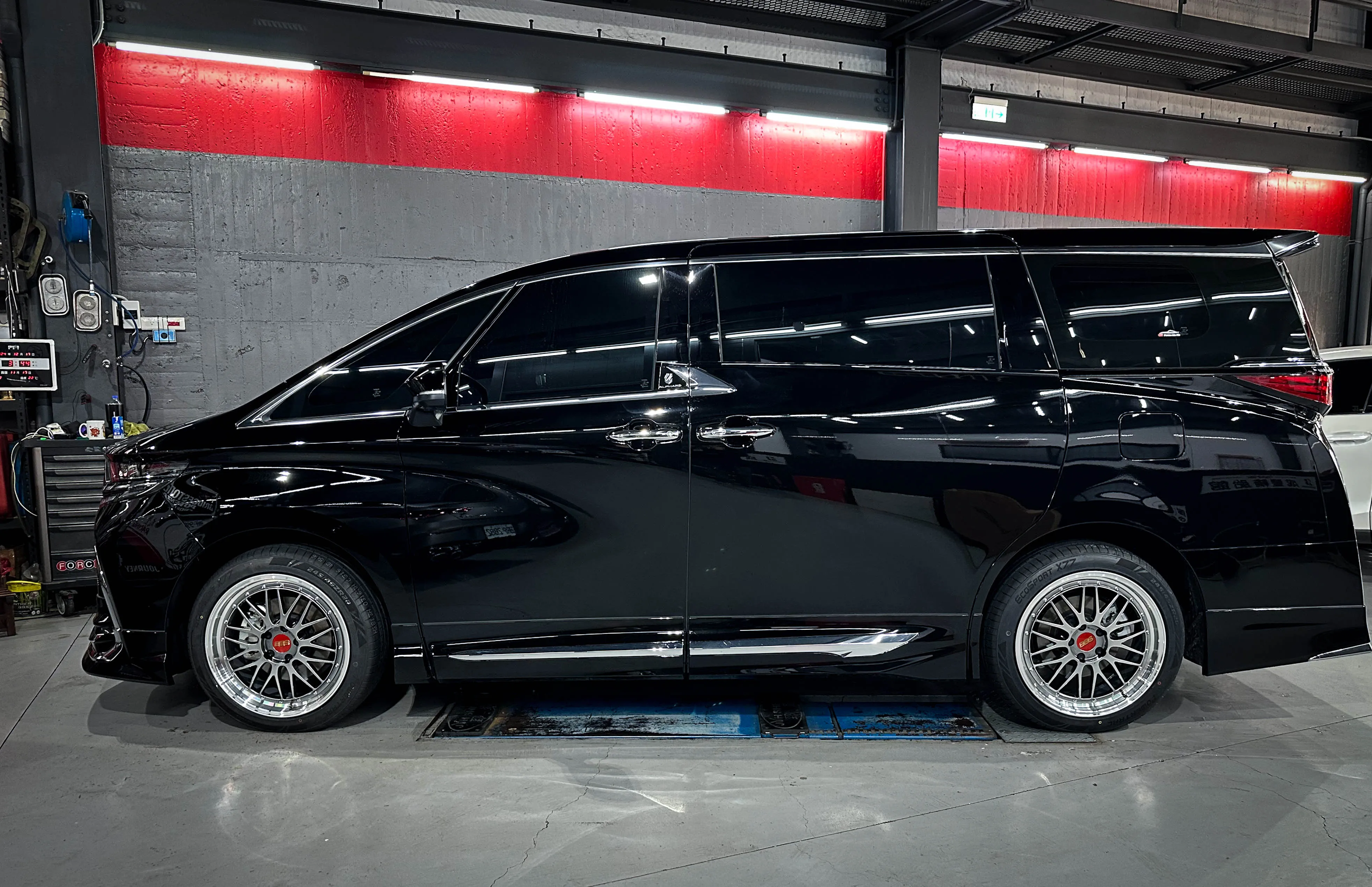 BBS LM DB-SD 雙片式鍛造鋁圈 20x8.5 ET32 5x120  Toyota Alphard 40系 阿法 / Lexus New LM 350/500h  